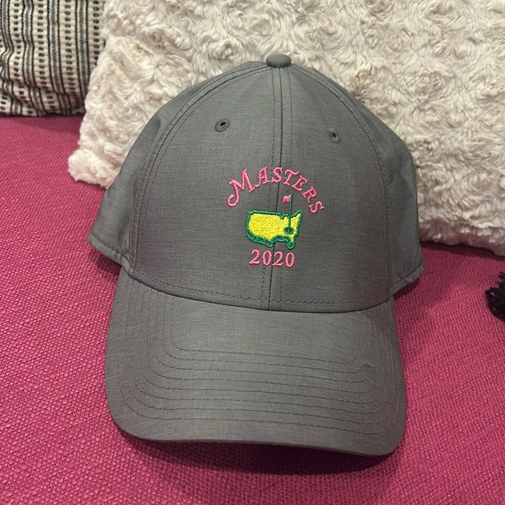 Authentic Masters 2020 hat in ultralight gray material ⛳️